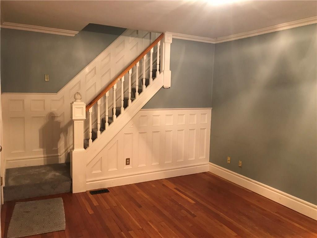 228 Elmore Road Pittsburgh, PA 15221 - Photo 5 of 19