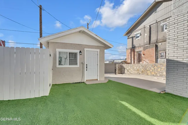 $357,000 | 3224 Tularosa Avenue, El Paso, TX 79903