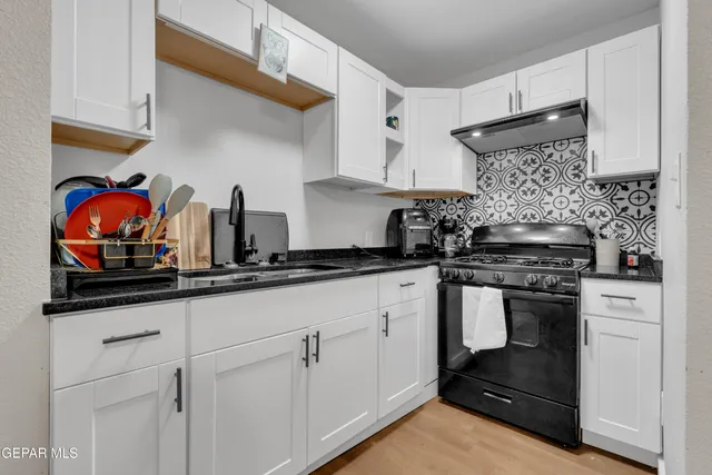 $357,000 | 3224 Tularosa Avenue, El Paso, TX 79903