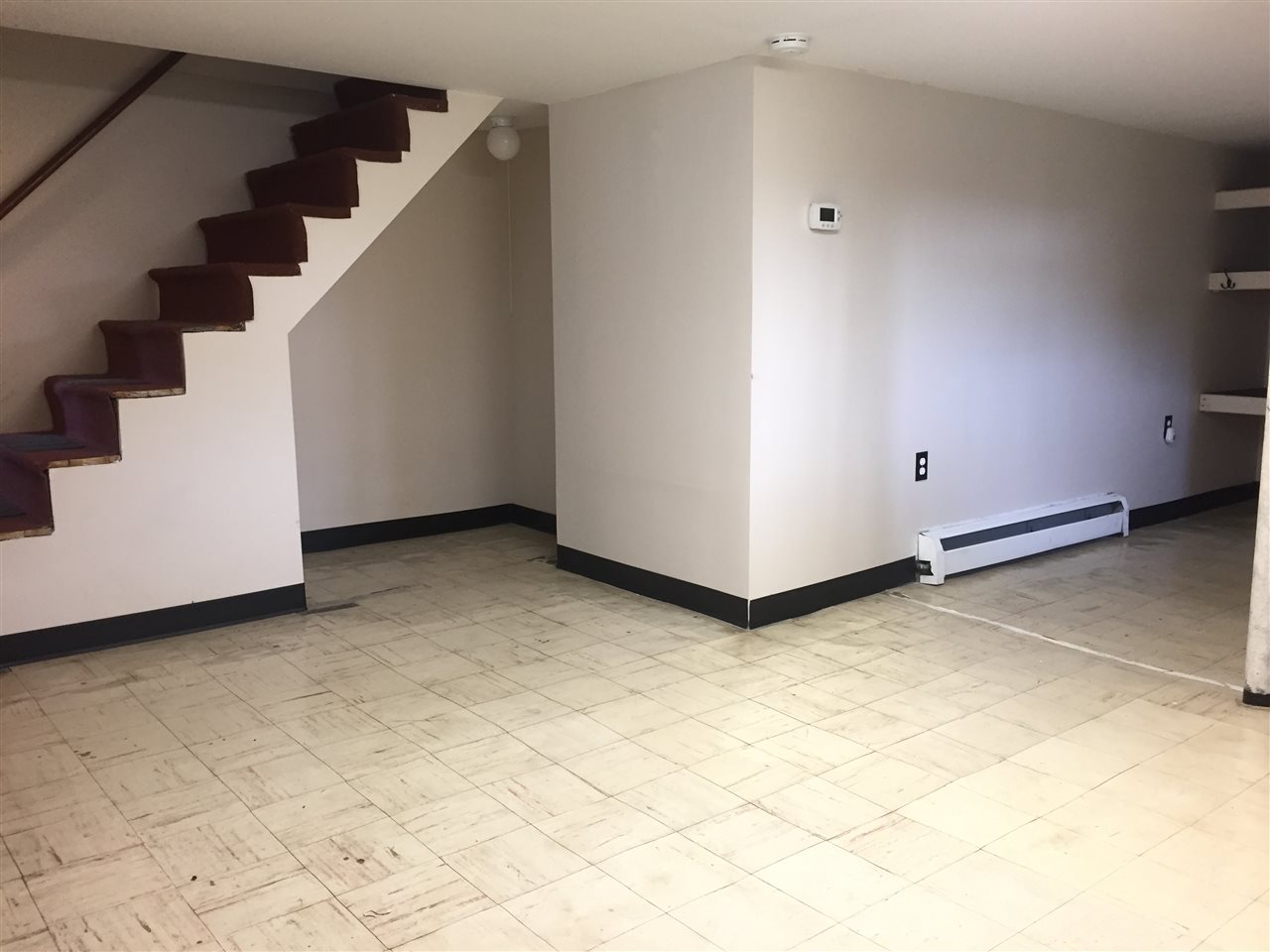 160 Rosedale Avenue Manchester, NH 03103 - Photo 35 of 39
