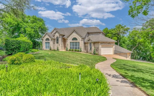 $1,190,000 | 237 Giant Cedar Trail, Whitney, TX 76692