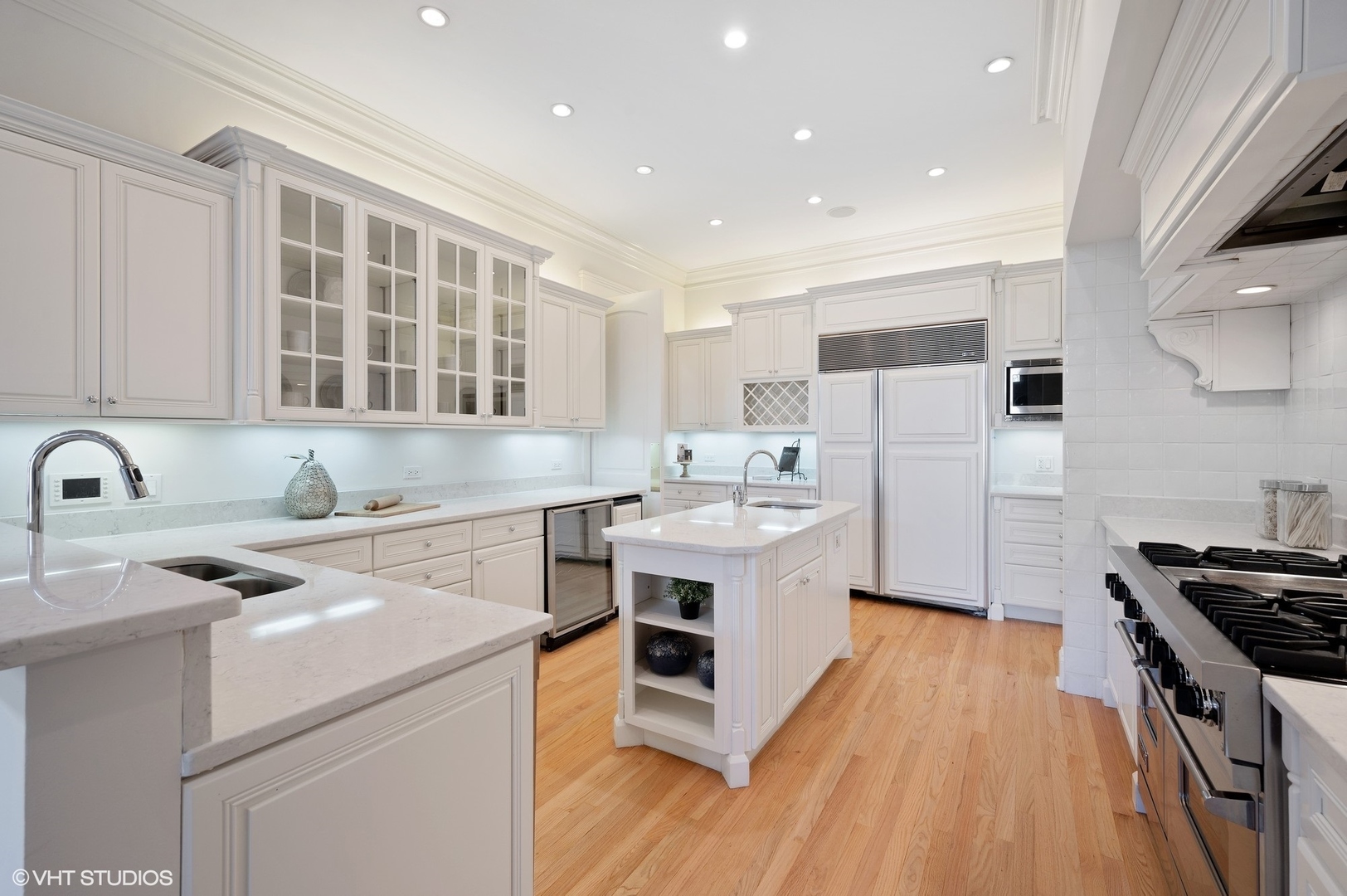 679 Hill Road Winnetka, IL 60093 - Photo 13 of 68