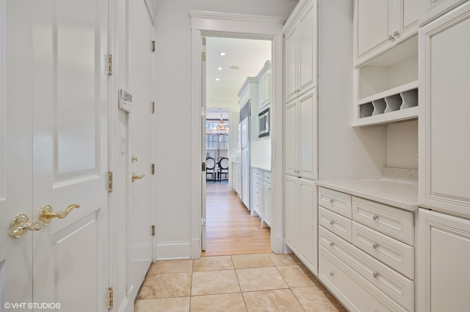 679 Hill Road Winnetka, IL 60093 - Photo 21 of 68