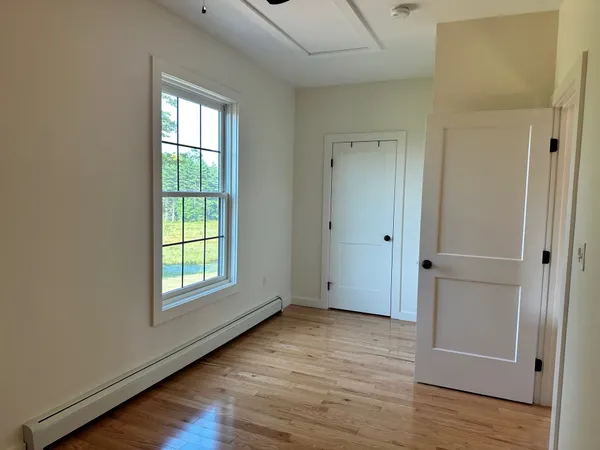 $2,000 | 100 Stark Highway South, Dunbarton, NH 03046