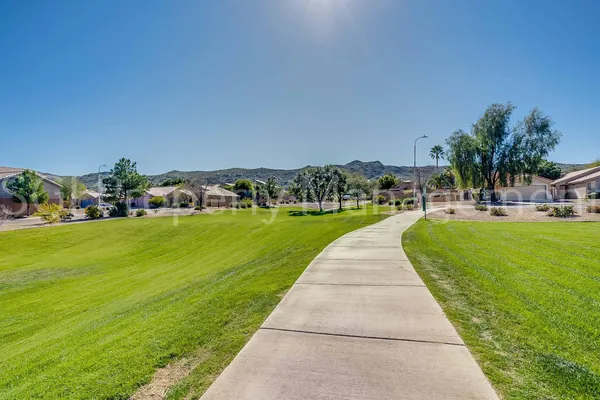 $2,150 | 2602 East Beautiful Lane, Phoenix, AZ 85042