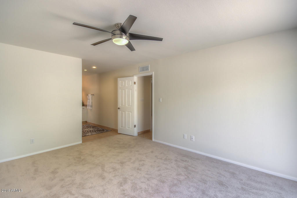 3416 East Cochise Road Phoenix, AZ 85028 - Photo 16 of 43 Master Bedroom