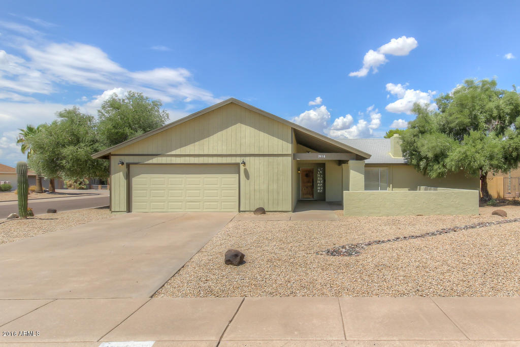 3416 East Cochise Road Phoenix, AZ 85028 - Photo 7 of 43 Front