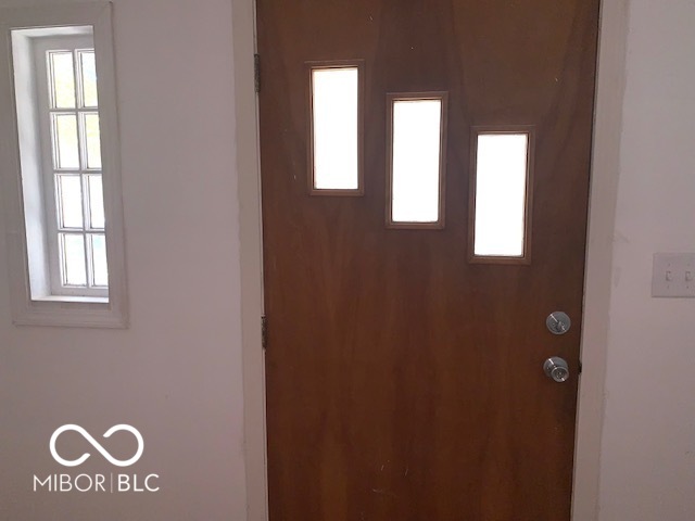 6594 South Jonesville Road Columbus, IN 47201 - Photo 17 of 40