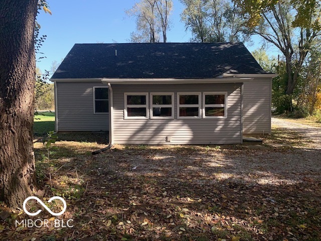 6594 South Jonesville Road Columbus, IN 47201 - Photo 6 of 40