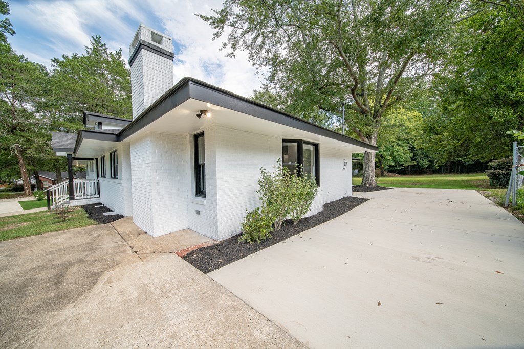 7208 Mobley Road Columbus, GA 31904 - Photo 5 of 59 Gallery Image 5