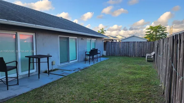 $595,000 | 13337 Southwest 112th Place, Miami, FL 33176