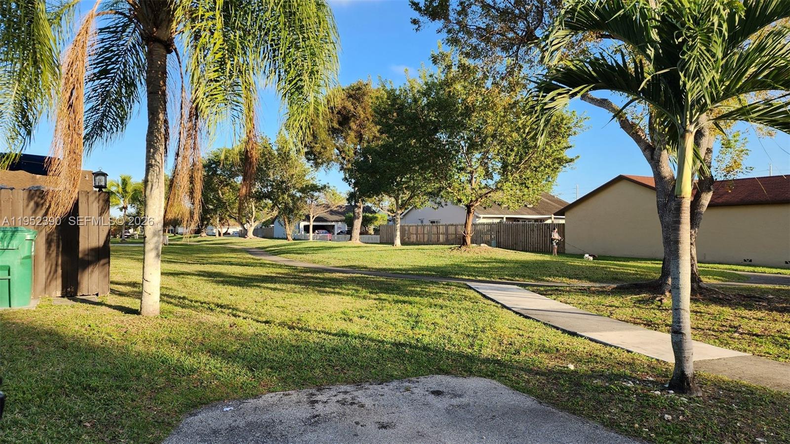 13337 Southwest 112th Place Miami, FL 33176 - Photo 9 of 14