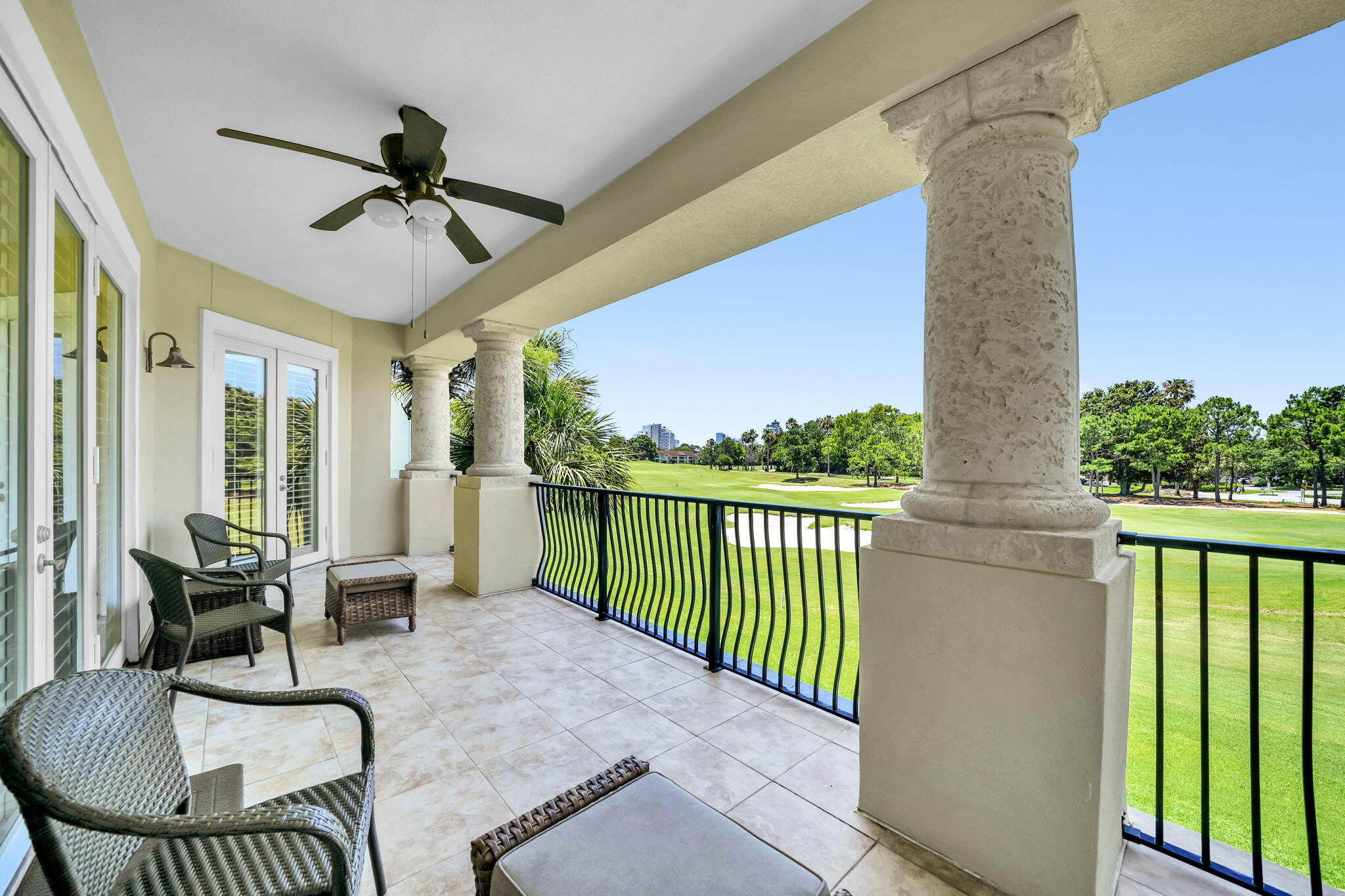 5360 Pine Ridge Lane, Unit 5360 Miramar Beach, FL 32550 - Photo 34 of 44 a living room with furniture
