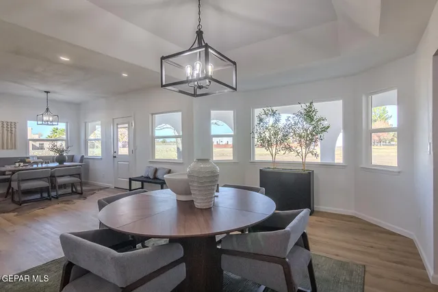 $775,000 | 4 Cielo Del Este, Anthony, NM 88021