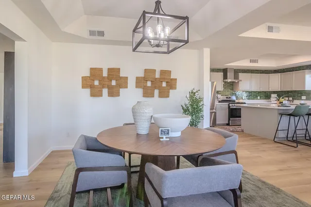 $775,000 | 4 Cielo Del Este, Anthony, NM 88021