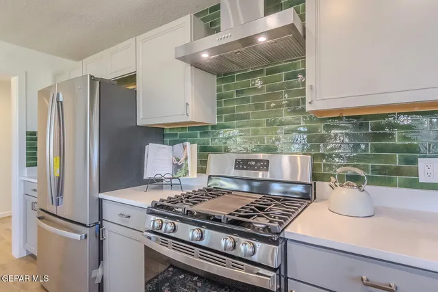 $775,000 | 4 Cielo Del Este, Anthony, NM 88021