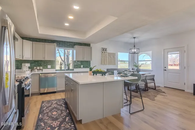 $775,000 | 4 Cielo Del Este, Anthony, NM 88021