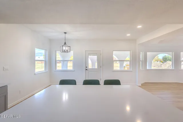 $775,000 | 4 Cielo Del Este, Anthony, NM 88021