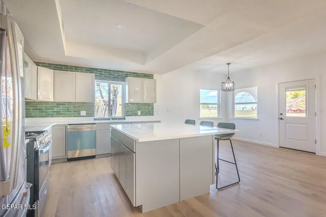 $775,000 | 4 Cielo Del Este, Anthony, NM 88021