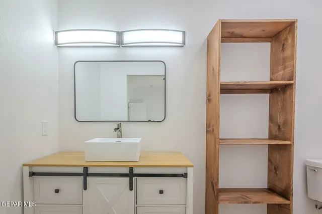 $775,000 | 4 Cielo Del Este, Anthony, NM 88021