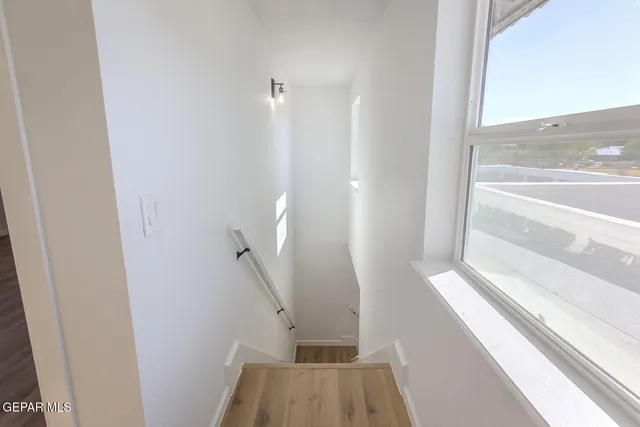 $775,000 | 4 Cielo Del Este, Anthony, NM 88021