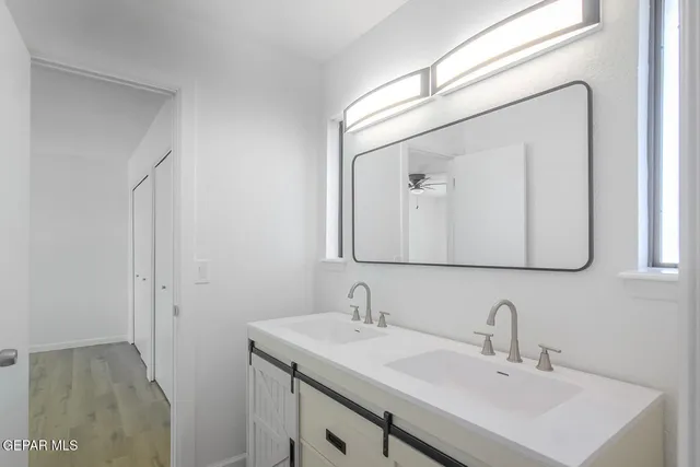 $775,000 | 4 Cielo Del Este, Anthony, NM 88021