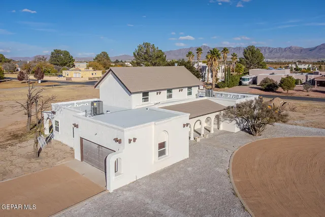 $775,000 | 4 Cielo Del Este, Anthony, NM 88021