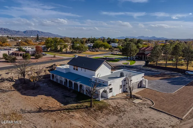 $775,000 | 4 Cielo Del Este, Anthony, NM 88021