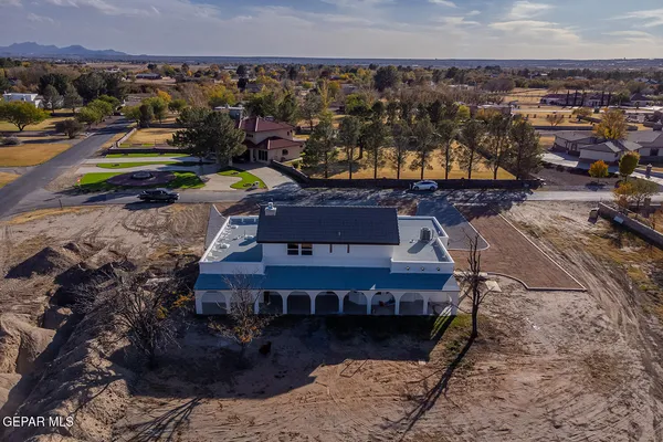 $775,000 | 4 Cielo Del Este, Anthony, NM 88021