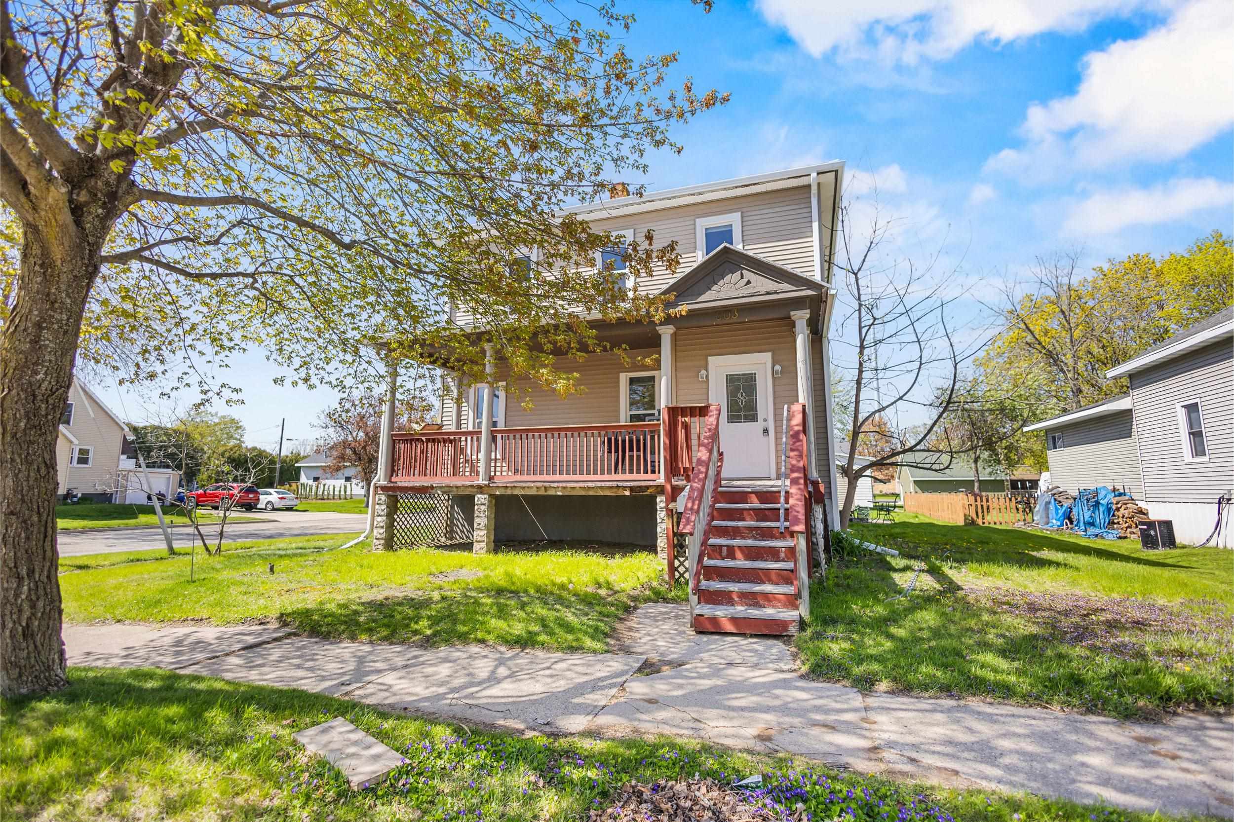303 Congress Street Oconto, WI 54153 - Photo 1 of 46