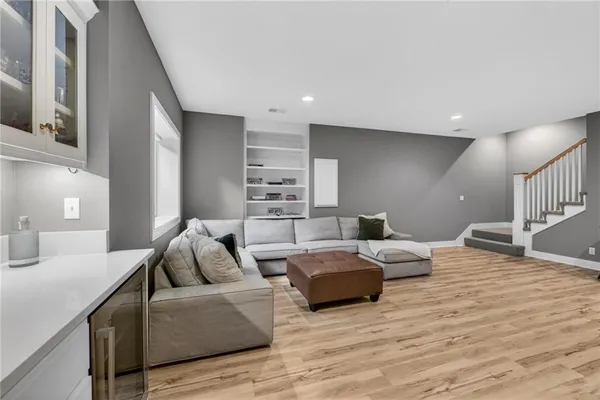 $1,295,000 | 6806 Fontana Street, Prairie Village, KS 66208