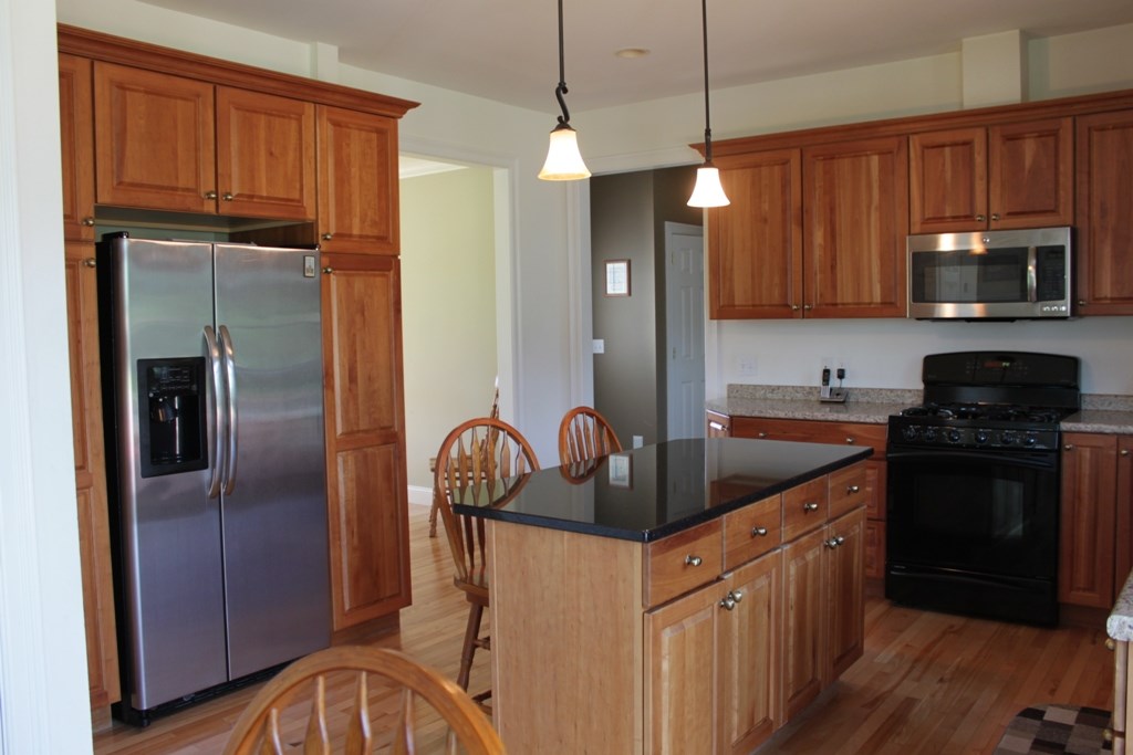 87 Weed Road Essex, VT 05452 - Photo 2 of 25 Gallery Image 2