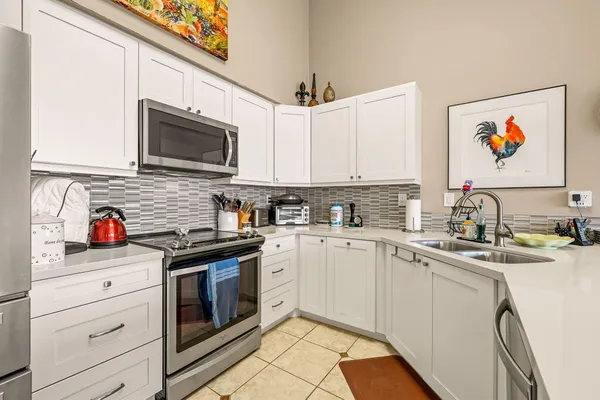 $2,500 | 42654 Sand Dune Drive, Palm Desert, CA 92211