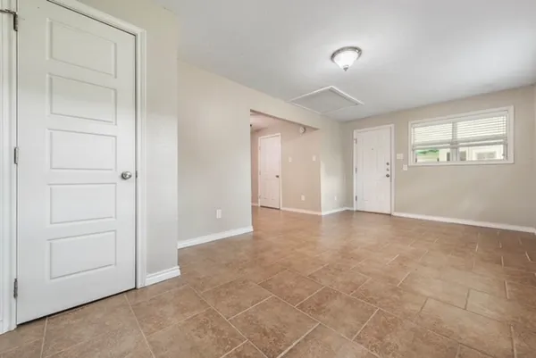 $3,250 | 305 Francis Drive, College Station, TX 77840