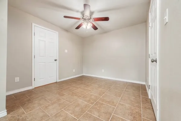 $3,250 | 305 Francis Drive, College Station, TX 77840