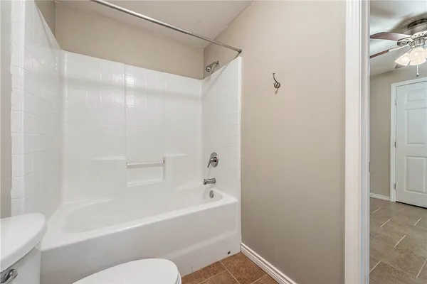 $3,250 | 305 Francis Drive, College Station, TX 77840