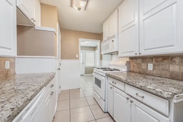 $3,250 | 305 Francis Drive, College Station, TX 77840