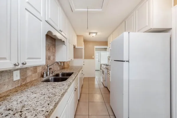 $3,250 | 305 Francis Drive, College Station, TX 77840