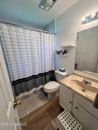 $1,870 | 11258 Laura Lane, Gulfport, MS 39503