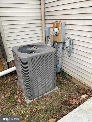 $2,850 | 103 Misty Dale Way, Gaithersburg, MD 20877