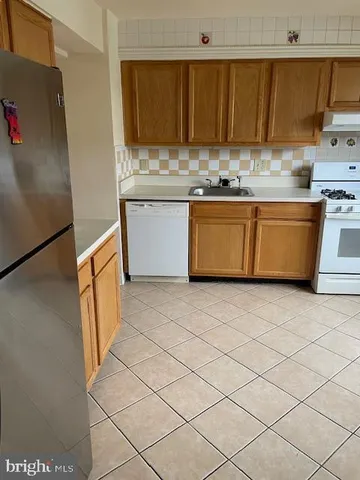 $2,850 | 103 Misty Dale Way, Gaithersburg, MD 20877