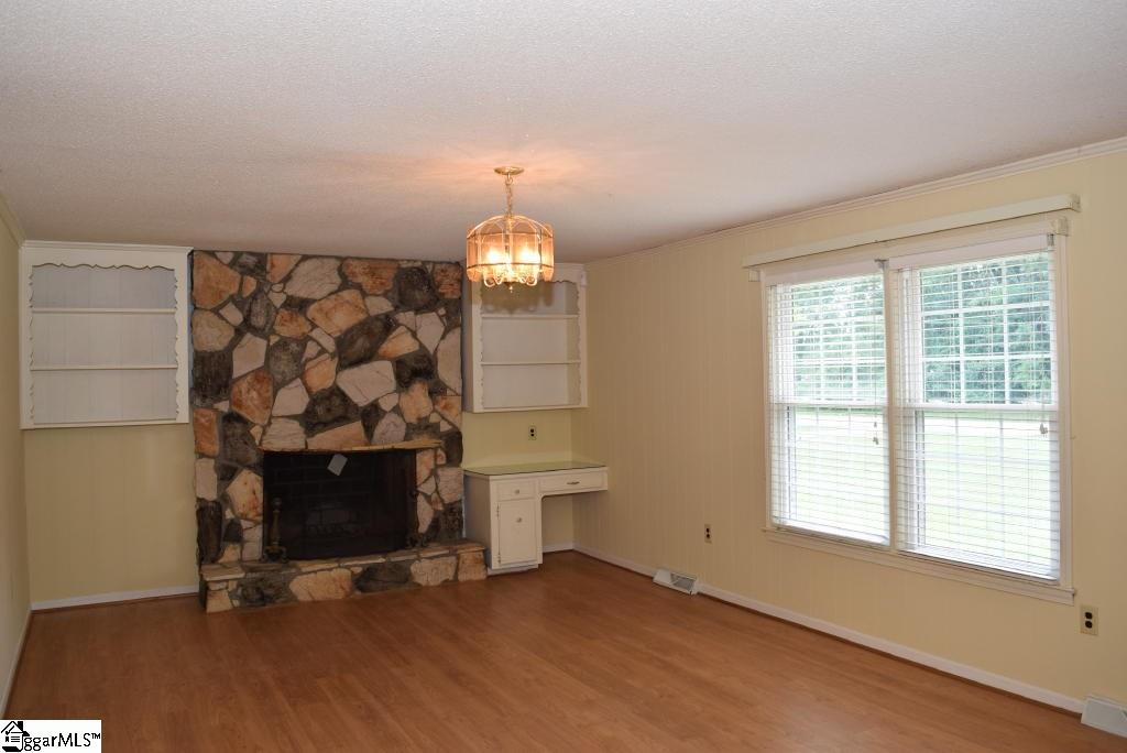 117 Lowry Road Anderson, SC 29621 - Photo 3 of 36