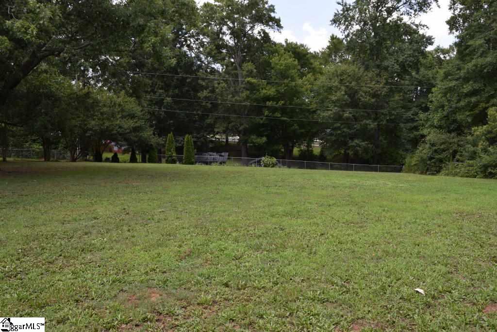 117 Lowry Road Anderson, SC 29621 - Photo 32 of 36