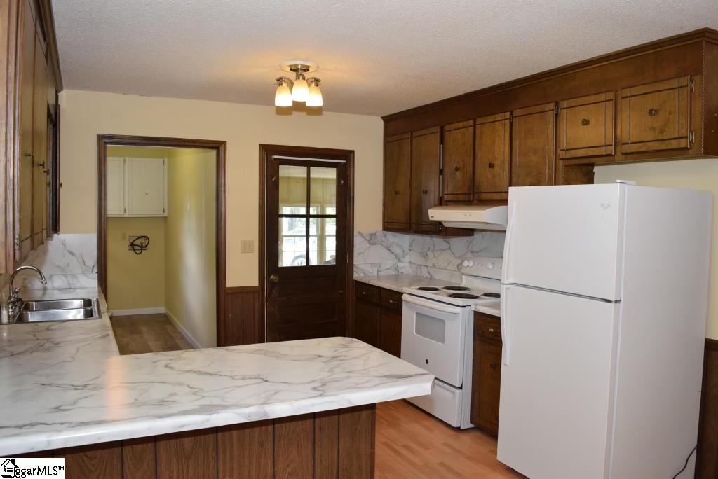 117 Lowry Road Anderson, SC 29621 - Photo 7 of 36