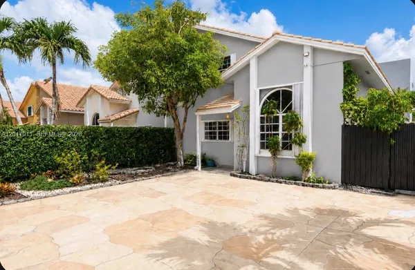 $4,000 | 7811 Southwest 9th Terrace, Miami, FL 33144