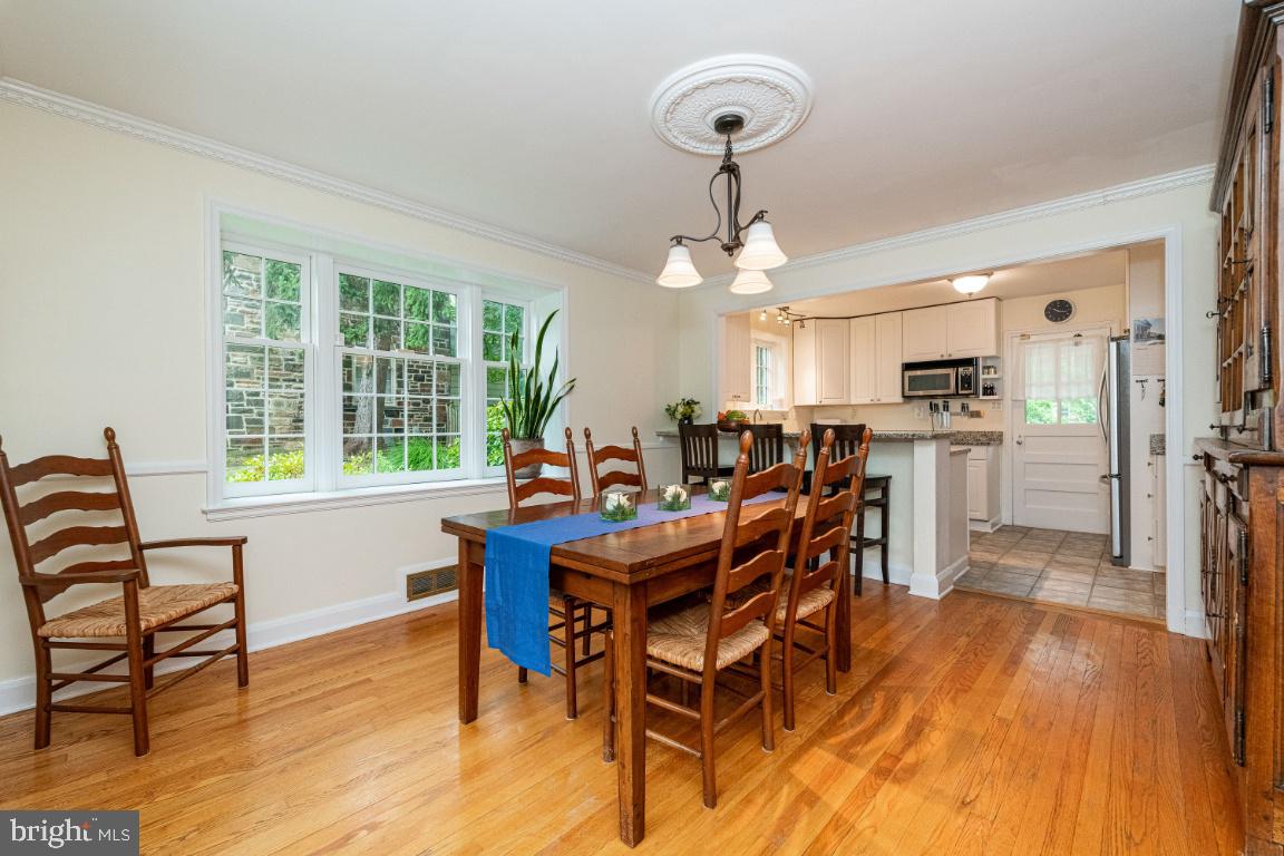 3917 Juniper Road Baltimore, MD 21218 - Photo 17 of 75 Wood floors - replacement windows