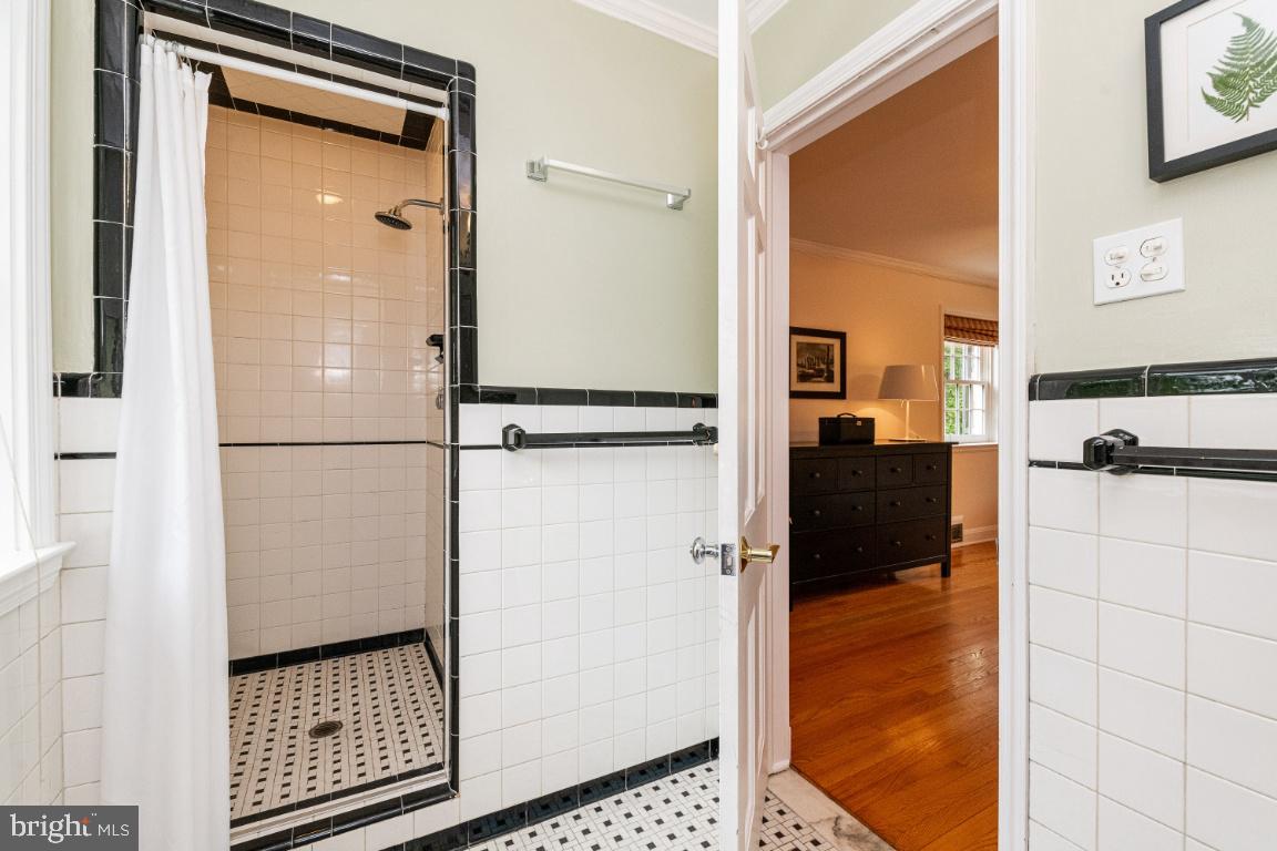 3917 Juniper Road Baltimore, MD 21218 - Photo 28 of 75 Master bath with shower