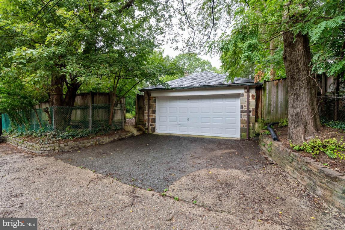 3917 Juniper Road Baltimore, MD 21218 - Photo 46 of 75 2 Car Detached Garage