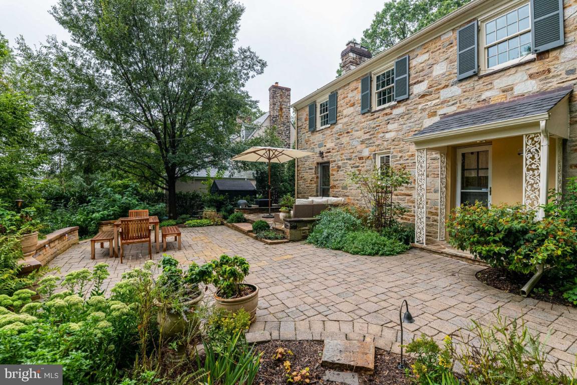 3917 Juniper Road Baltimore, MD 21218 - Photo 51 of 75 Back patio area