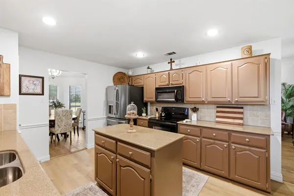 $385,000 | 106 Brandon Lane, Forney, TX 75126